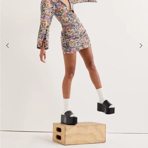 For love and lemons JUNE BELL SLEEVE MINI DRESS - Picture 3 of 8